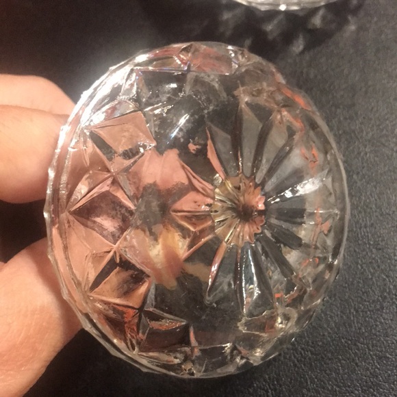 2 Vintage Clear Diamond Cut Crystal ring holders - Picture 4 of 4